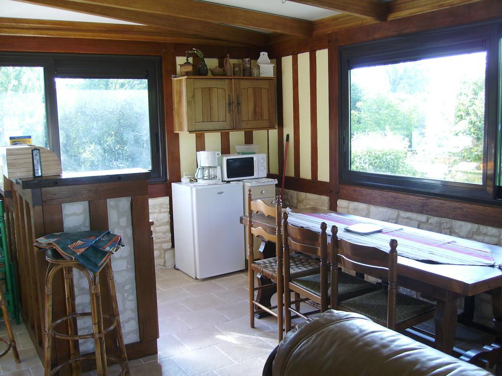 Chambre Chez Corinne Fourneville Rom bilde