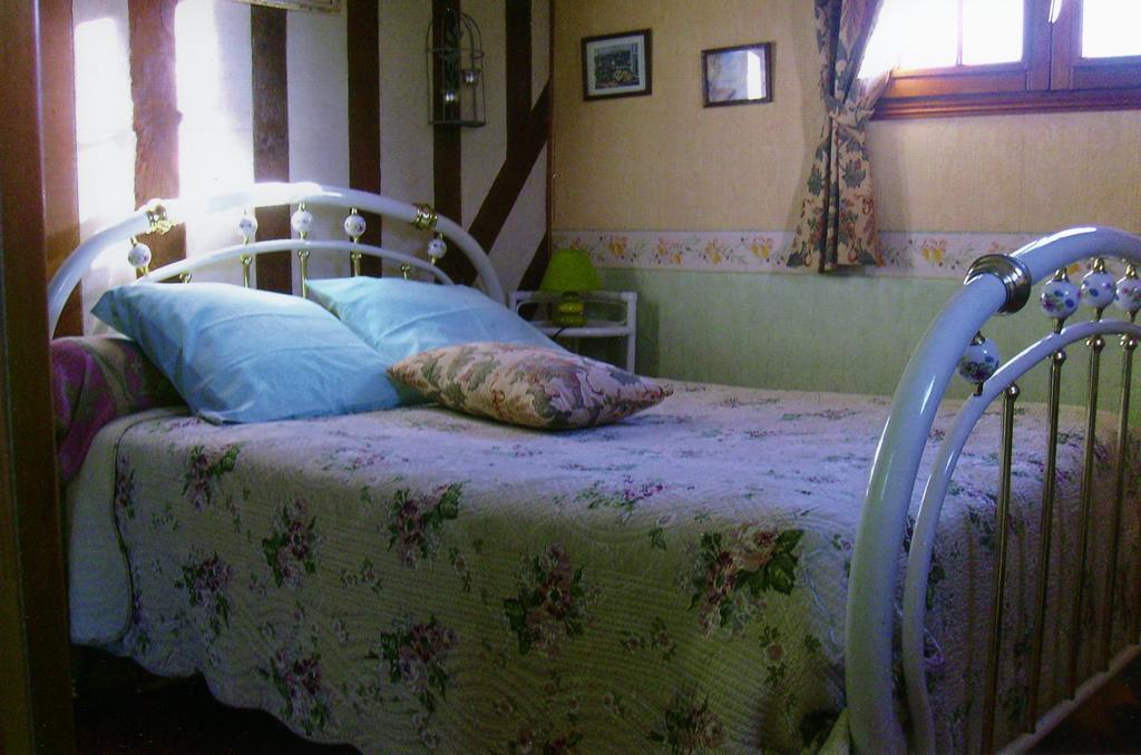 Chambre Chez Corinne Fourneville Eksteriør bilde